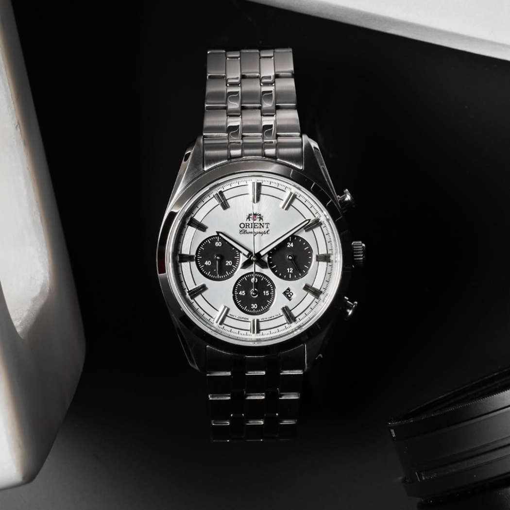 Mẫu Orient Solar Chronograph WV0041TX