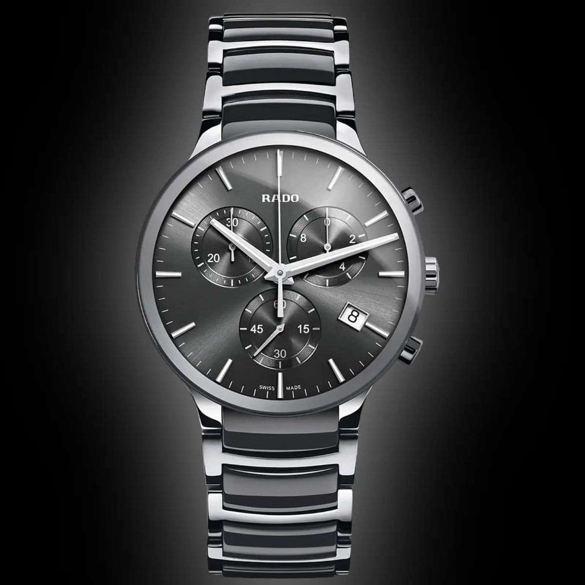 Rado Centrix Chronograph R30122122 dùng máy quartz, mặt số nhiều tầng và phong cách thể thao rõ nét.