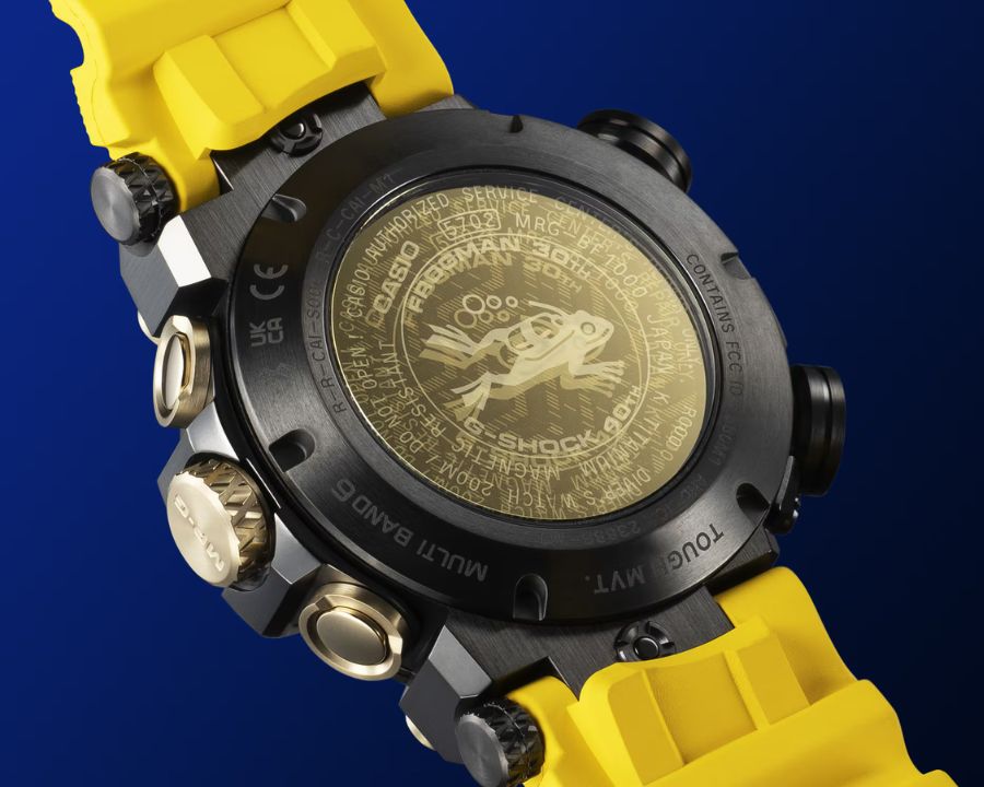 Biểu tượng chú ếch khắc nổi trên nắp lưng G-Shock Frogman (GWF-A1000)