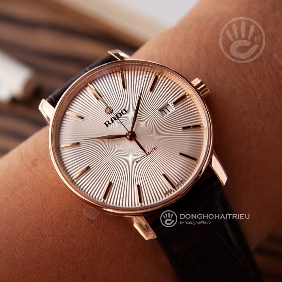 Đồng hồ Rado ưu tiên vật liệu cao cấp và độ hoàn thiện