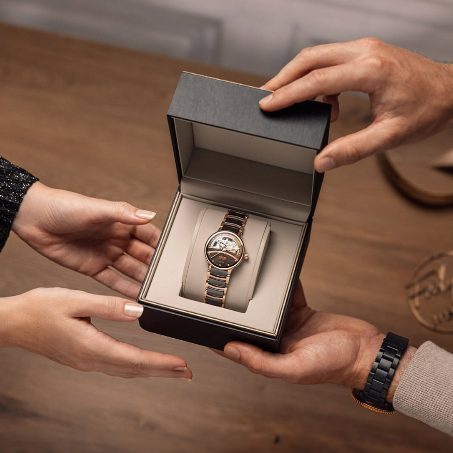 Đồng hồ Rado Jubilé dây đá trao đổi mua bán trên thị trường